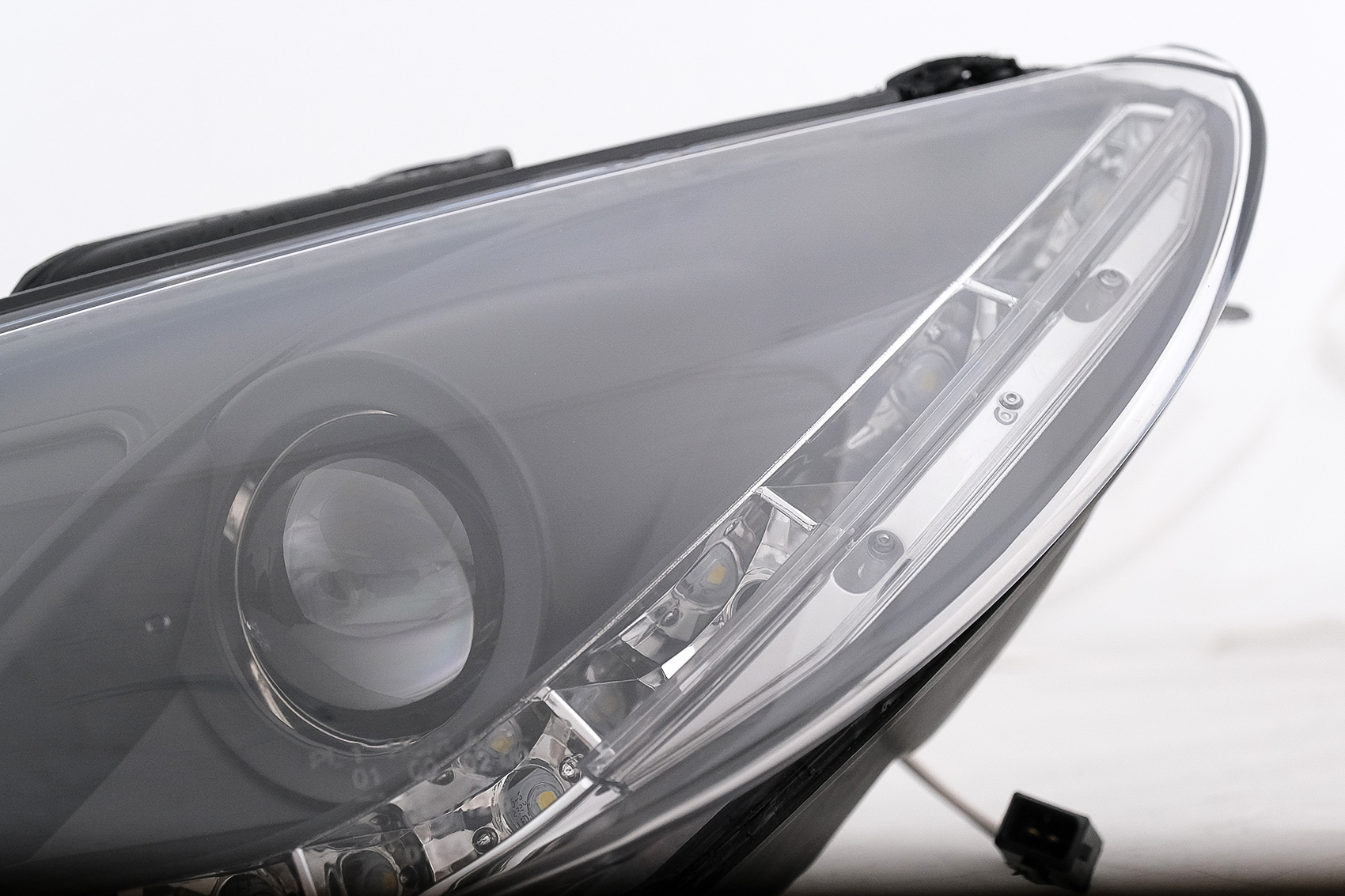 Faruri-LED-DRL-compatibil-cu-Peugeot-207-05.2006-06.2012-Negru-3 Faruri LED DRL compatibil cu Peugeot 207 05.2006 06.2012 Negru 3