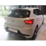 Eleron luneta pentru Seat Ibiza (2017-2020) - Culoare Negru Lucios